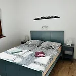 Apartment 400